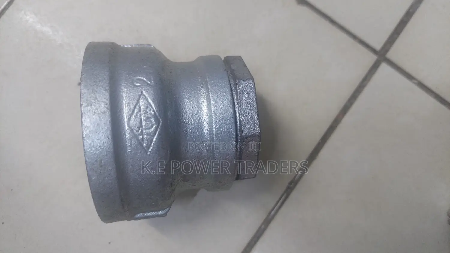Pipe Fittings / Pipe Connectors