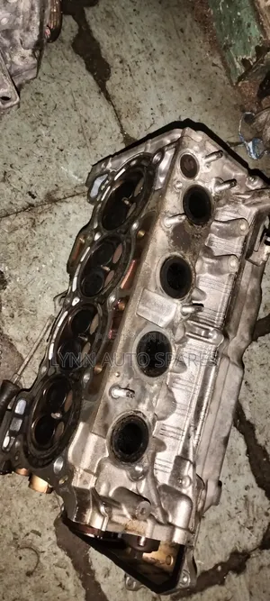 Nissan HR12 Complete Head Cylinder