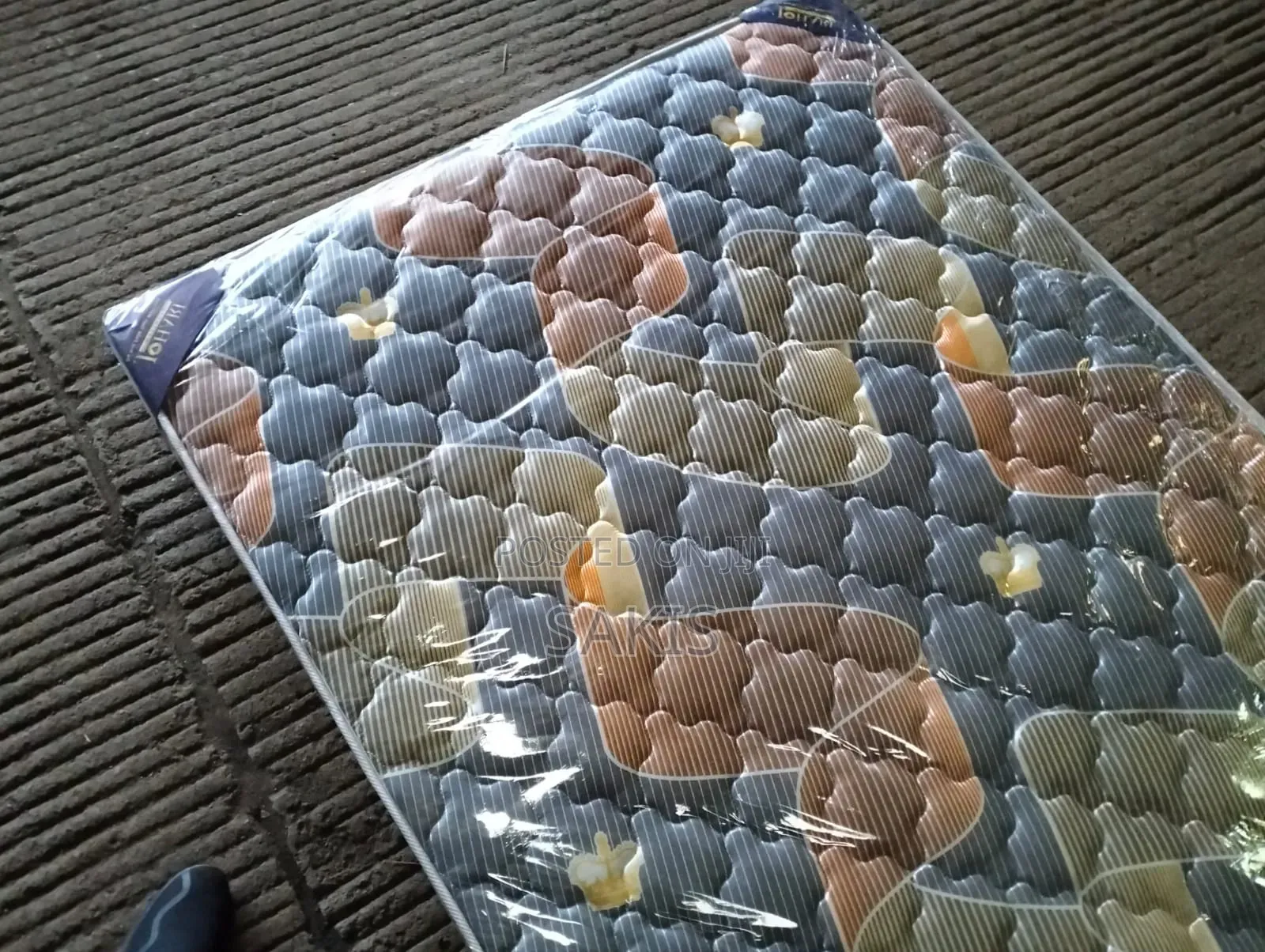 Laivu! 42inch X 74inch High Density Quilted 8" Mattresses