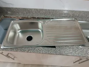 Heavy Gauge Kitchen Sink ( Single Bowl Single Drain)
