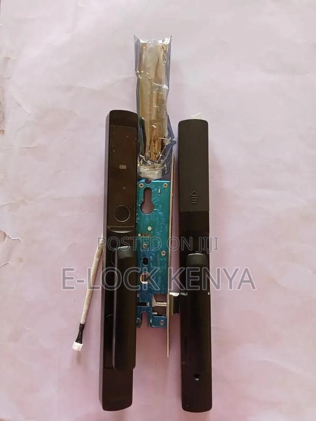 Easy Install Locks With Fingerprint