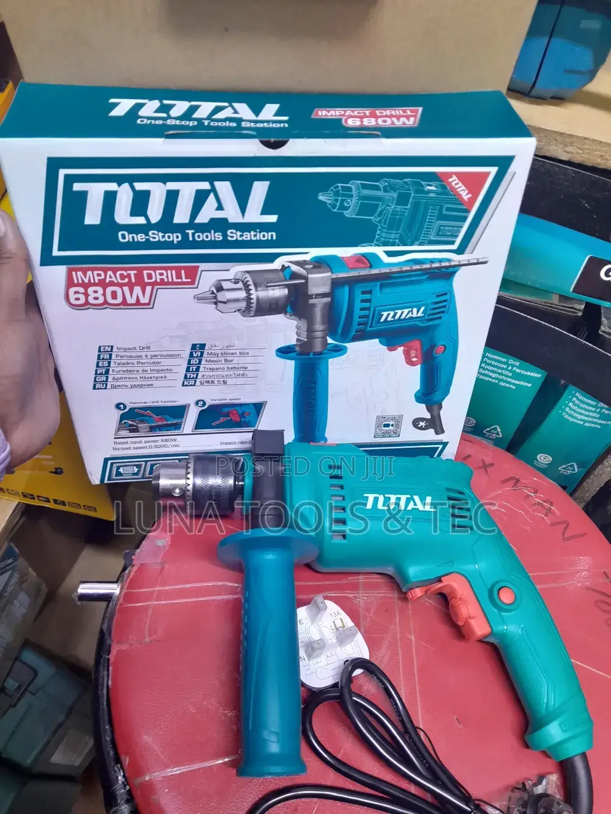 680W Hammer Drill,And Accessories.