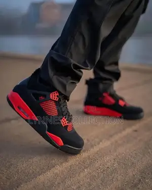 Thunder Red Jordan 4, J4