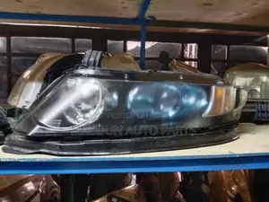 Honda Odyssey 2008 Xenon Headlight