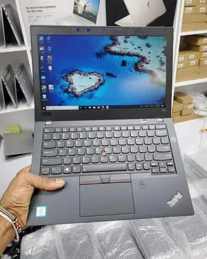 Laptop Lenovo ThinkPad X280 8GB Intel Core I7 SSD 256GB