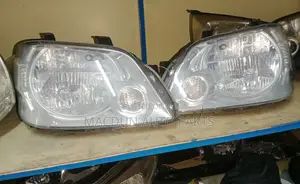 Toyota Noah 2002/2003 Xenon Headlights