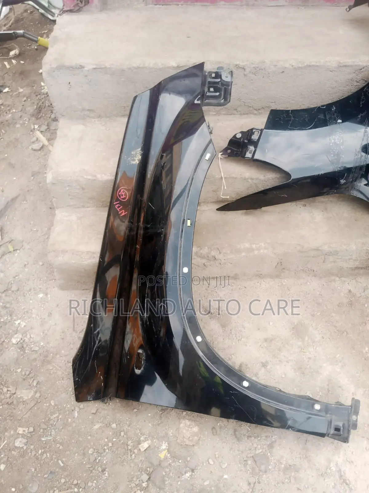 Wing for Nissan Xtrail NT31