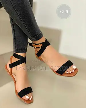 Strappy Makonge Sandals