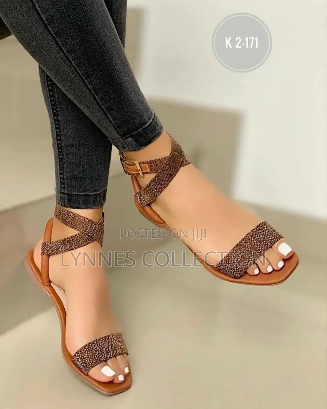 Strappy Makonge Sandals