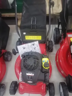 Briggs and Stratton Lawn Mower 16inches in Stock