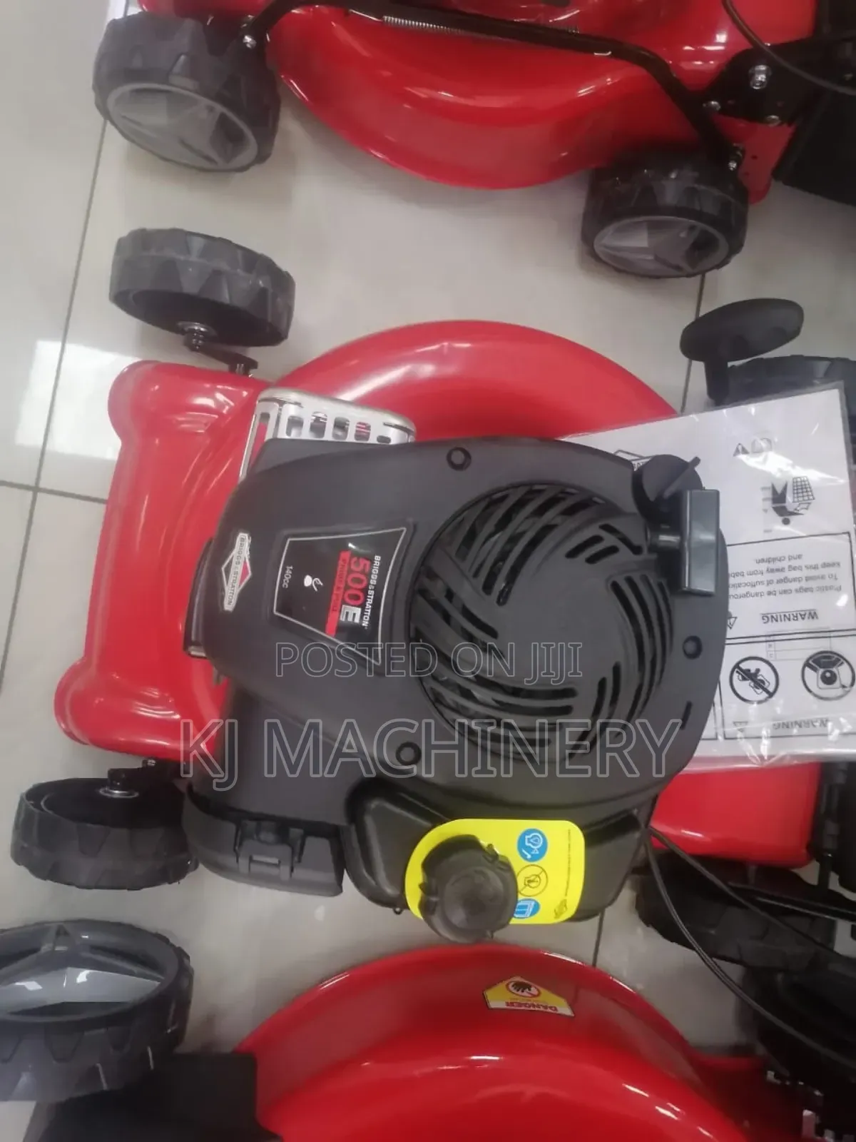Briggs and Stratton Lawn Mower 16inches in Stock