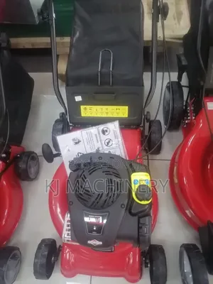 Briggs and Stratton Lawn Mower 16inches in Stock