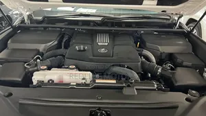 Lexus LX 2023 Off white