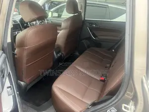 Subaru Forester 2.0XT Touring AWD 2017 Gold
