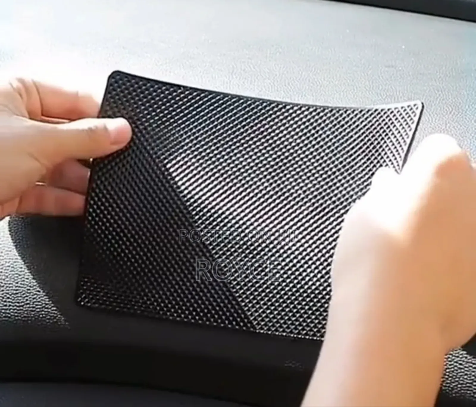 Dashboard Anti-Slip Mat - { 27* 15cm}
