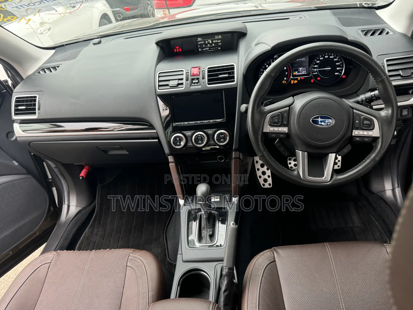 Subaru Forester 2.0XT Touring AWD 2017 Gold