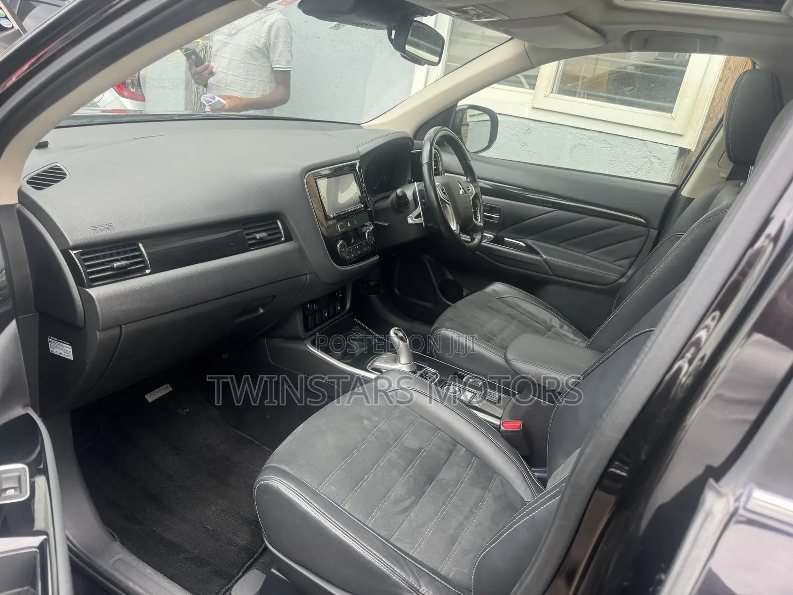 Mitsubishi Outlander 2.0 PHEV AWD 2018 Black