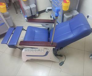 Dialysis/Blood Donor Chair-Electric - thumbnail 2