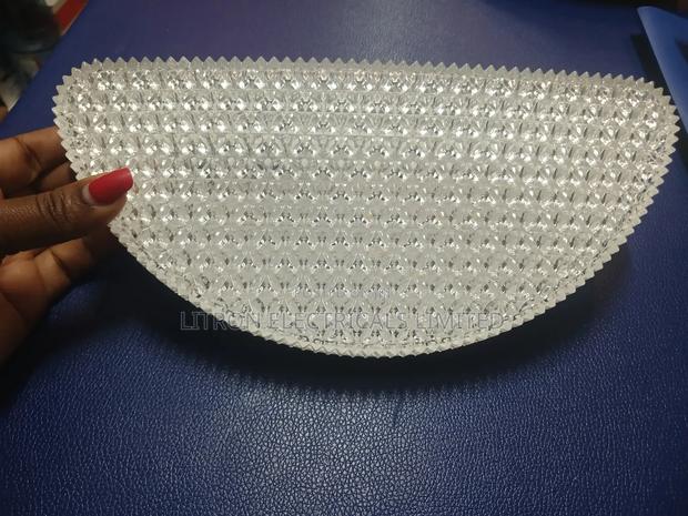 Half Moon 3colour - main view