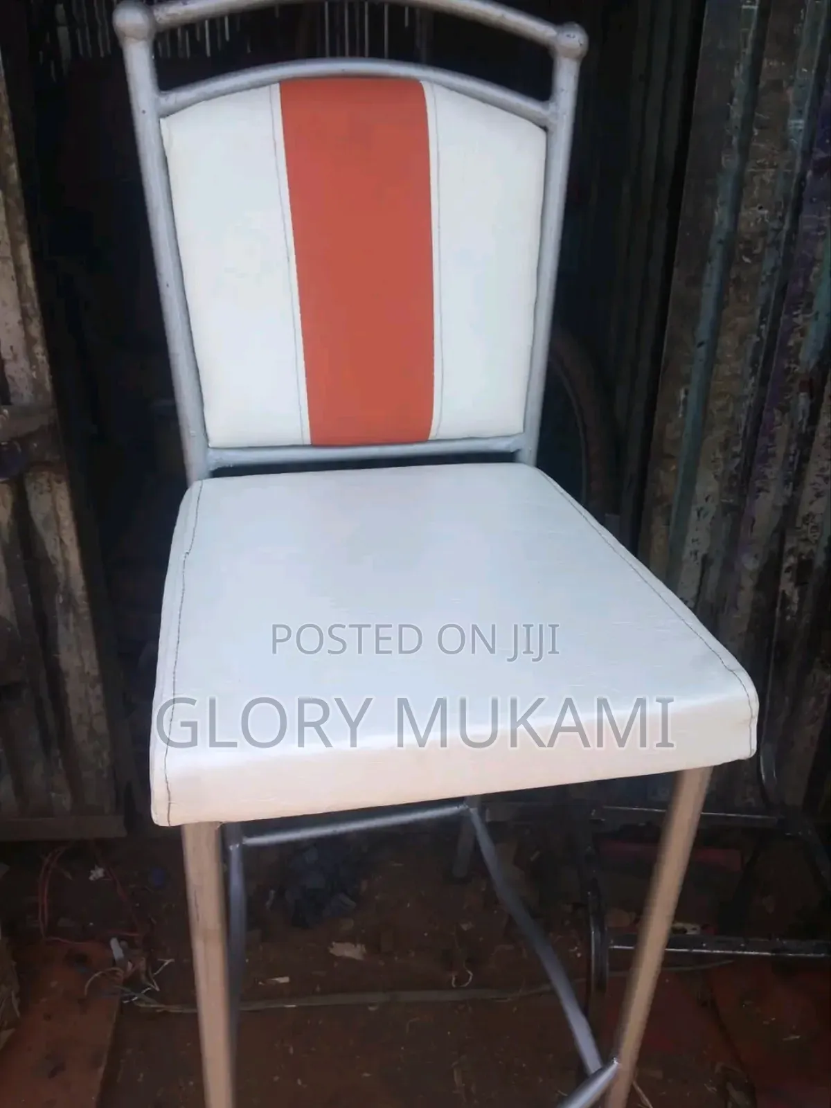 Quality Brand New High Restaurant and Bar Chairs