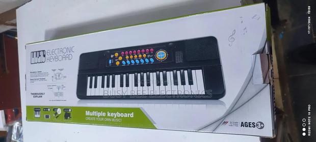 37 Keys Baby Keyboard - main view