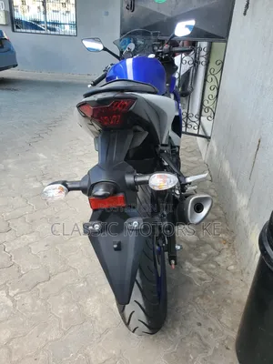 New Yamaha YZF-R 2023 Blue