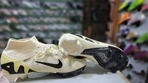 Nike Airzoom Vapor - main view