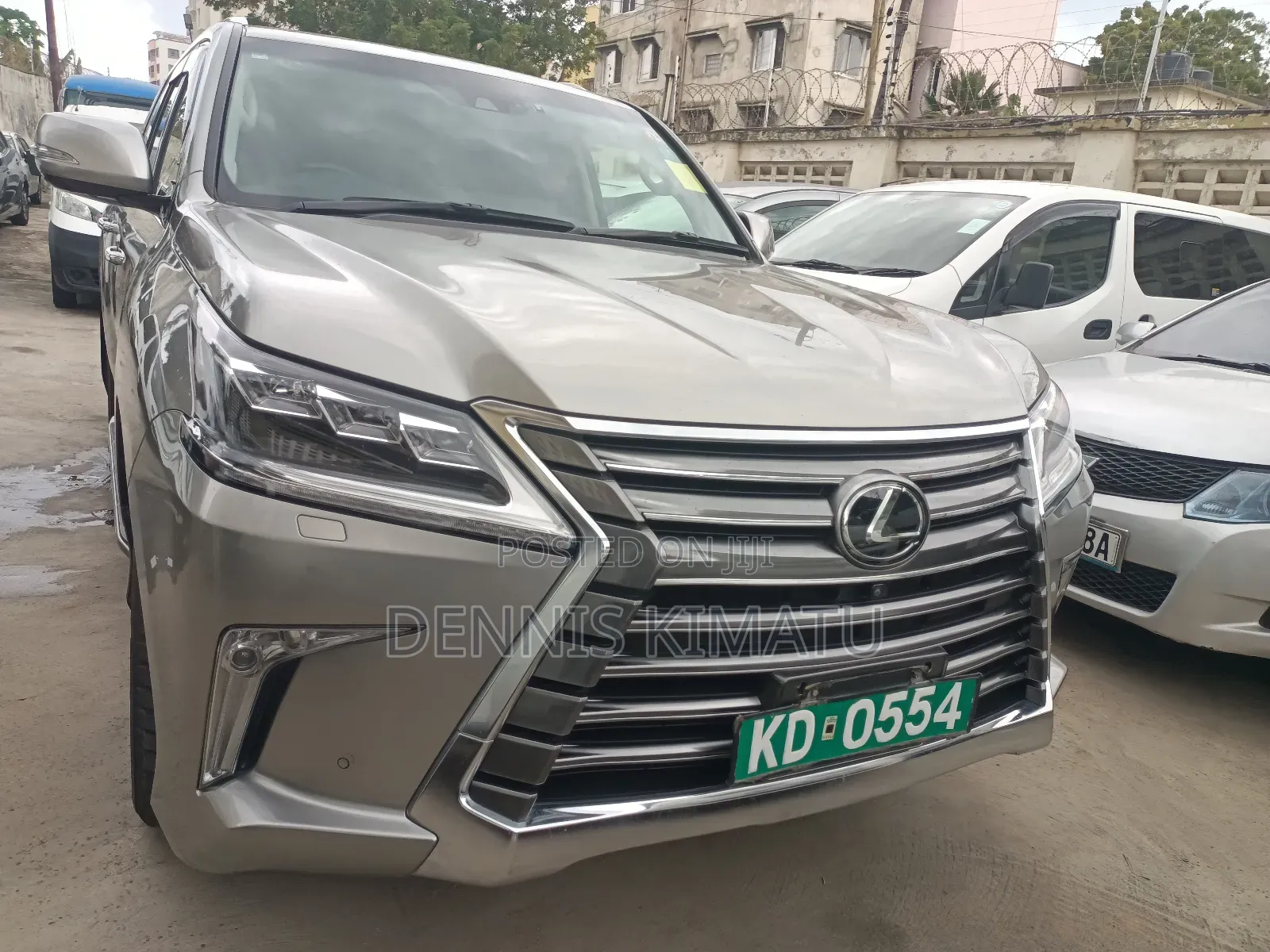 Lexus LX 2017 Brown