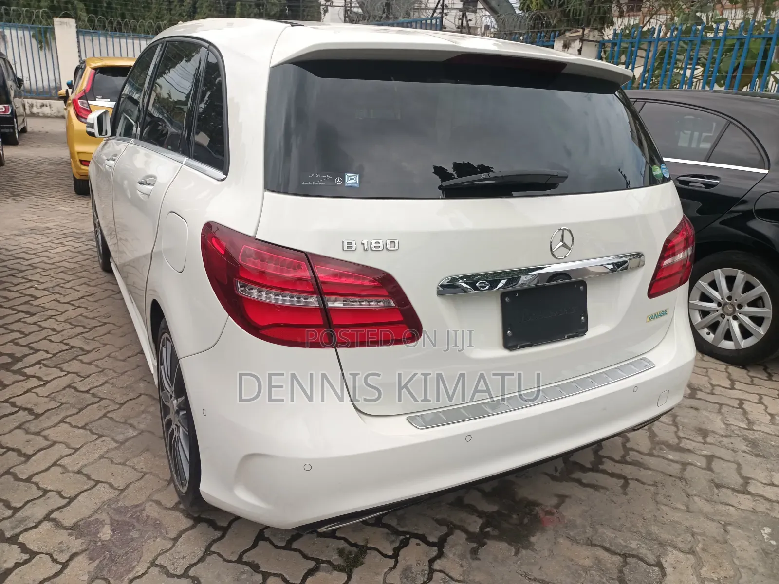 Mercedes-Benz B-Class Base B 250e 2017 White