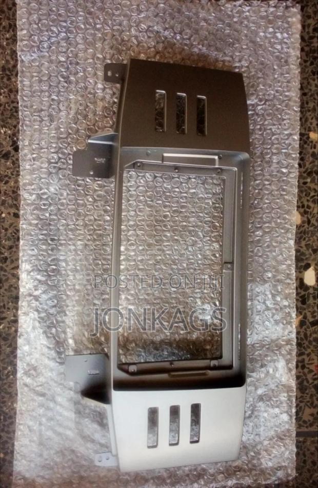 Console for MARK-X 2005 Fits 9 Inches