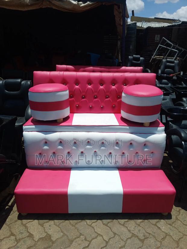 Pedicure Seat - main view
