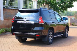 Toyota Land Cruiser Prado 2.8 2019 Black