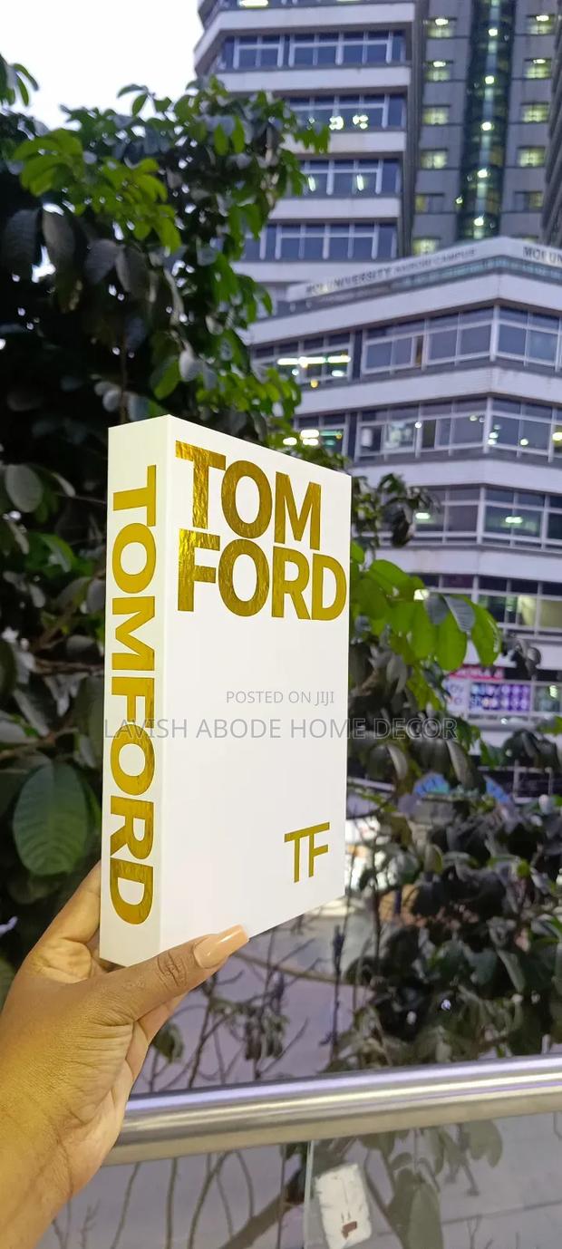 Storage Decor Dummy Book Tom Ford Gold White