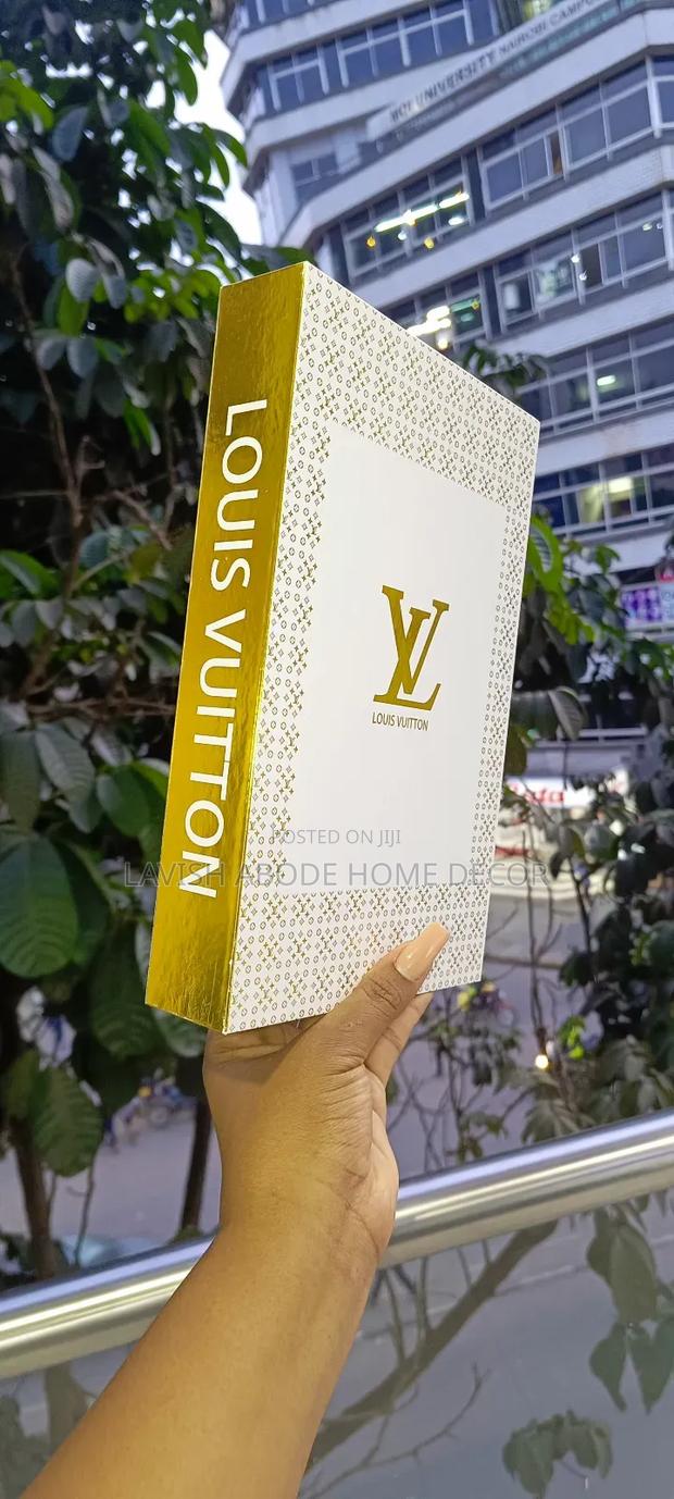 Storage Decor Dummy Book Lv Gold White