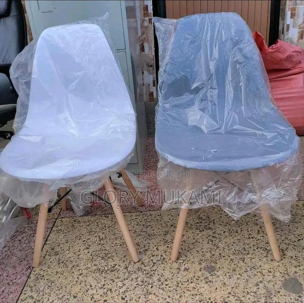 Quality Brand New Restaurant Dinner Seats