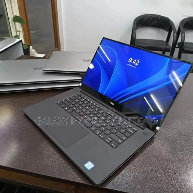 Laptop Dell Precision 5520 16GB Intel Core I7 SSD 512GB