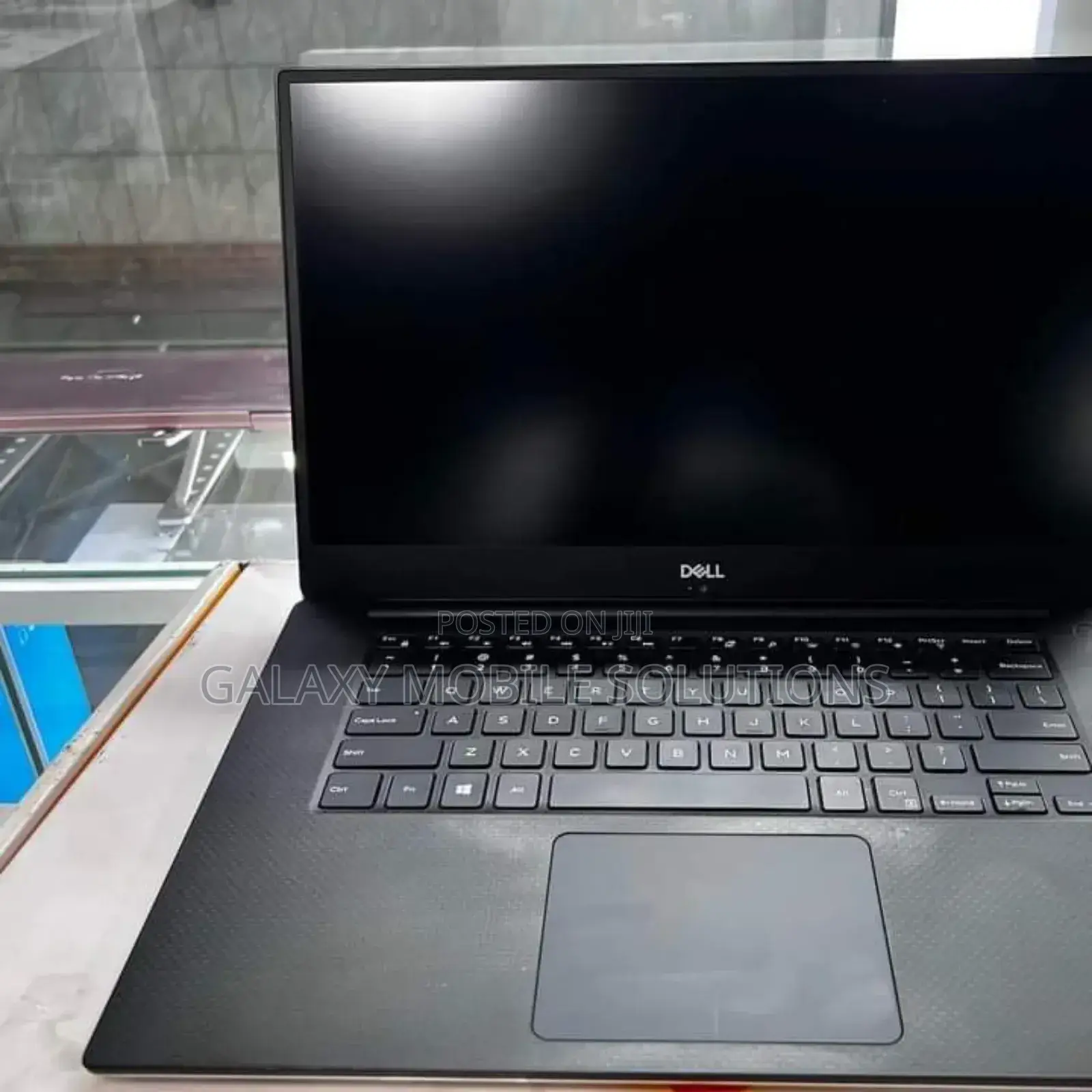 Laptop Dell Precision 5520 16GB Intel Core I7 SSD 512GB