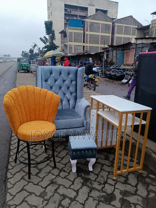 Manicure Seat, Pedicure Set, and a Manicure Table - main view