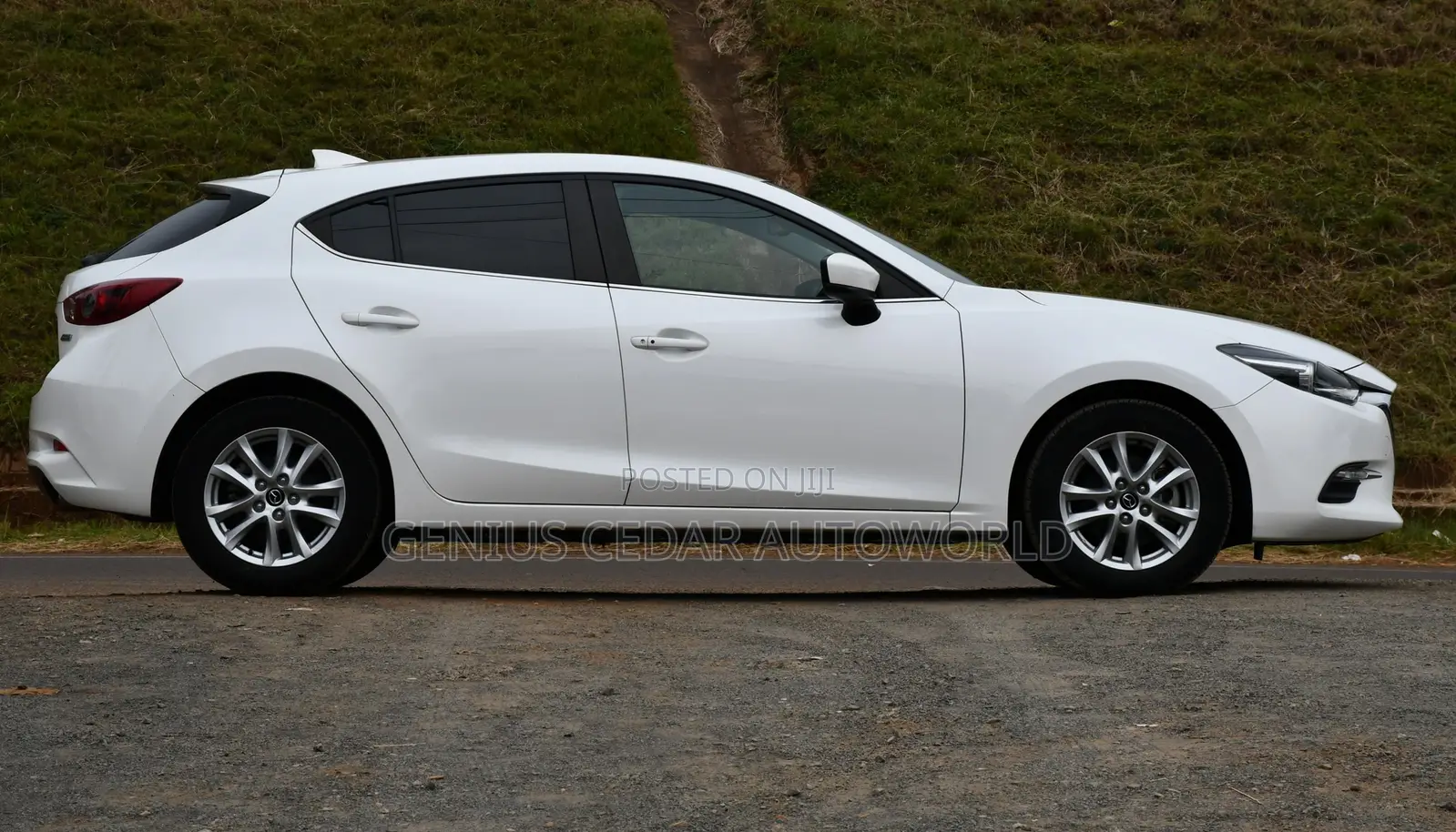 Mazda Axela 2017 White