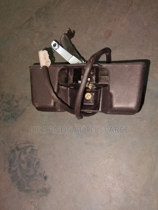 Toyota Hiace 7l Boot Lock.