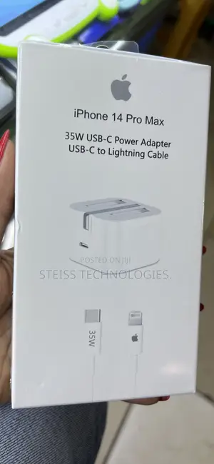 35W iPhone 14pro Max Charger
