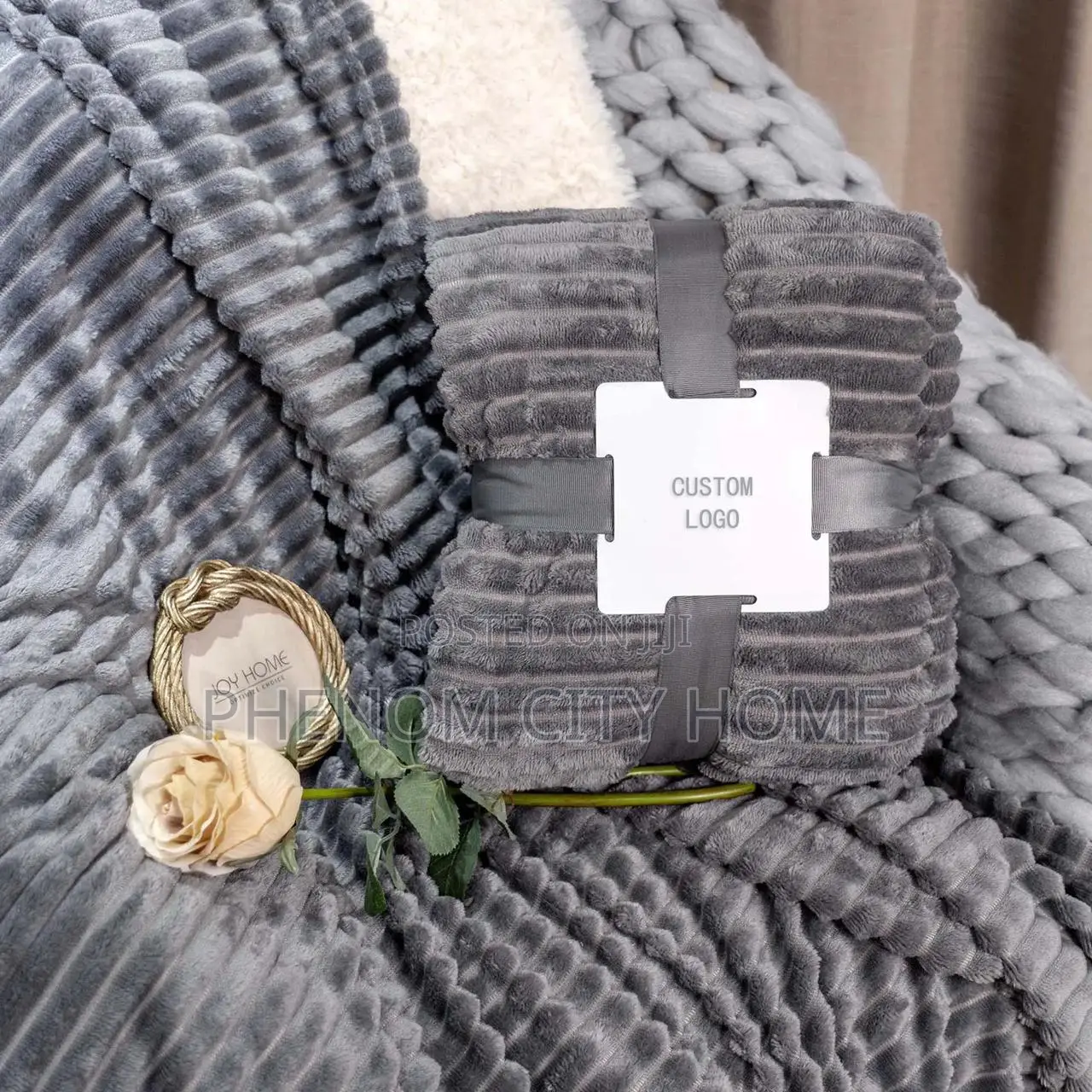 Super Soft Warm Velvet Ribbed Fleece Throw Blankets