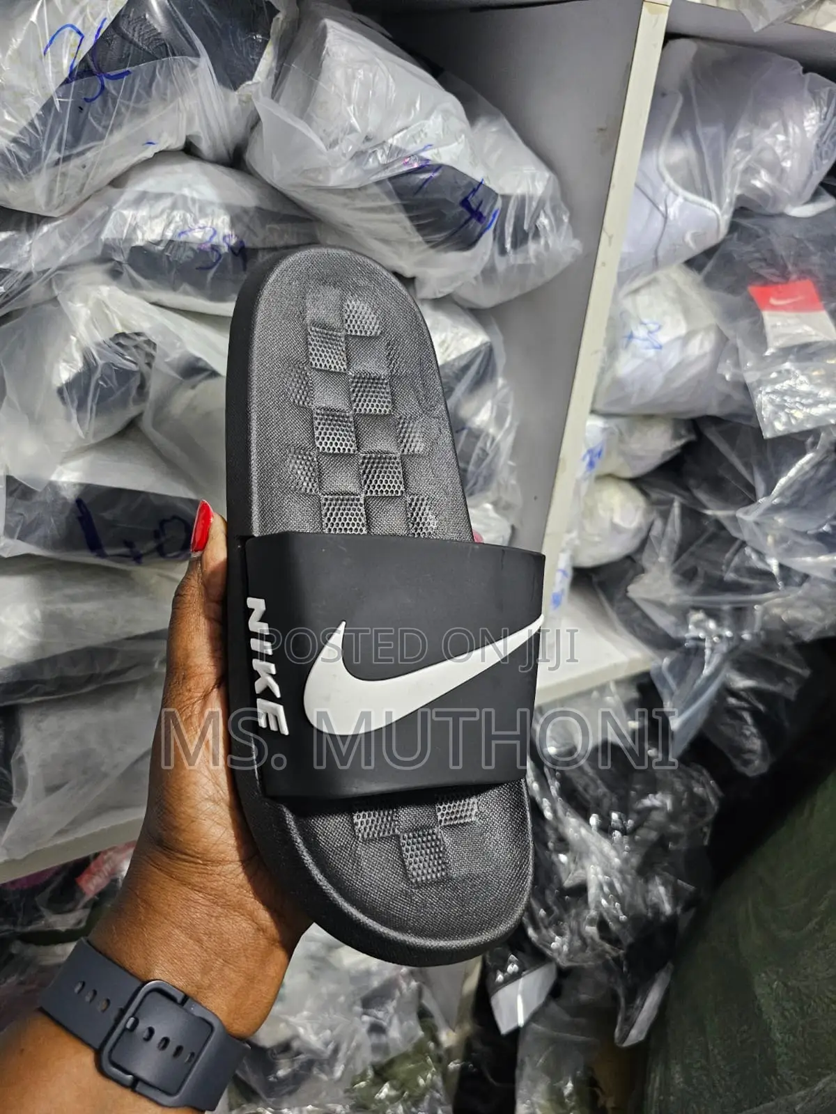 Quality Nike Slides 40-45