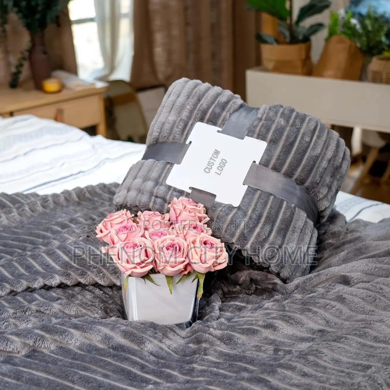 Elegant Super Soft Warm Velvet Ribbed Fleece Throw Blankets