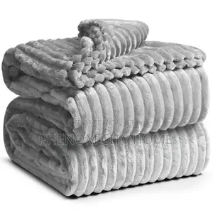High Quality Fleece Throw Blankets Available