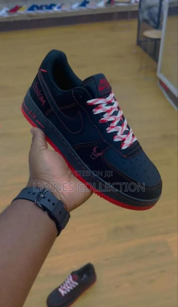 Venom Sneakers - thumbnail 3