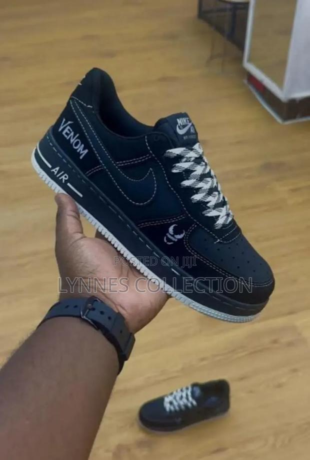 Venom Sneakers - thumbnail 4