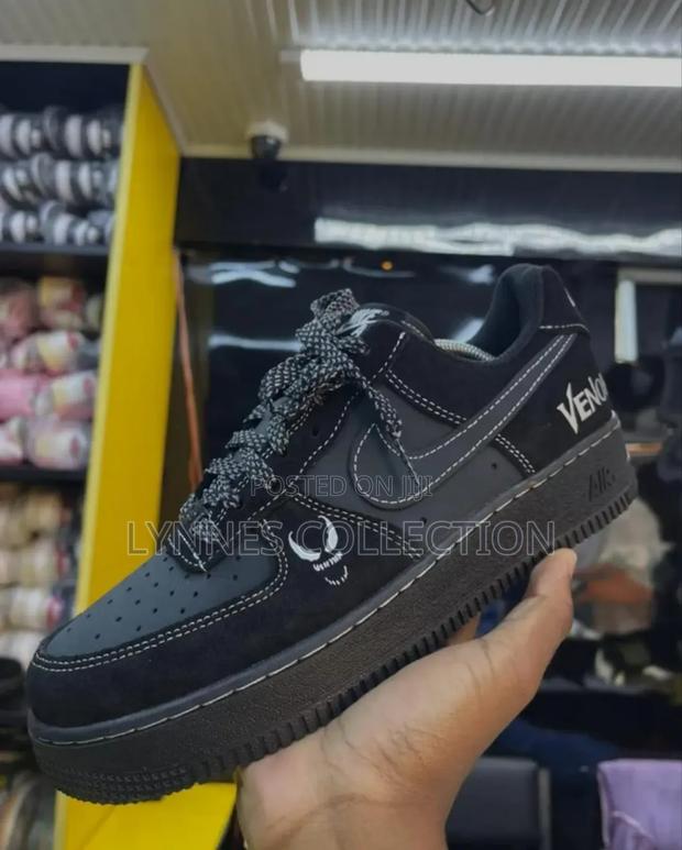 Venom Sneakers - thumbnail 5