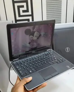 Laptop Dell Latitude E7240 8GB Intel Core i5 SSD 256GB