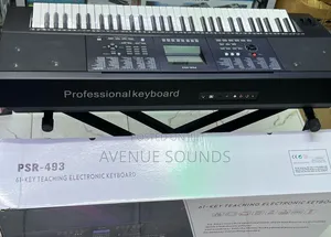 PSR493 Electronic Keyboard